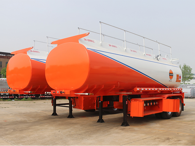 30,000 litres Oil Tank Semi-trailer - LF